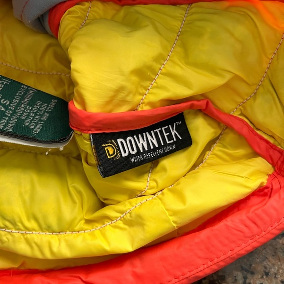 LLBean girls downtek water repellant vest size 4 4T full zip down - Picture 3 of 4